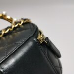 Chanel Quilted Lambskin CC Crossbody (Шанель) — фото 18