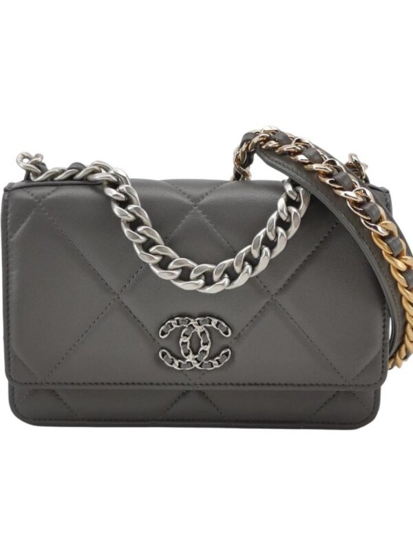 Chanel 19Bag