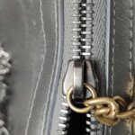 Chanel Waxed Calfskin Logo Crossbody (Шанель) — фото 12