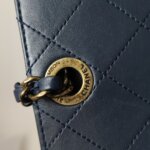 Chanel Quilted Lambskin CC Shoulder Bag (Шанель) — фото 14