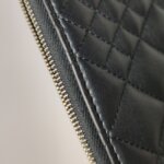 Chanel Quilted Lambskin CC Clutch (Шанель) — фото 14