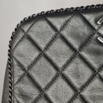 Chanel Quilted Lambskin CC Shoulder Bag (Шанель) — фото 27