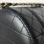 Chanel Quilted Lambskin CC Crossbody (Шанель) — фото 16