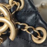 Chanel Quilted Calfskin CC Crossbody (Шанель) — фото 13