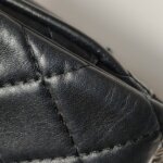 Chanel Quilted Lambskin CC Shoulder Bag (Шанель) — фото 23