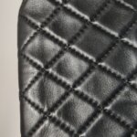 Chanel Quilted Lambskin CC Shoulder Bag (Шанель) — фото 25