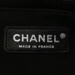 Chanel Quilted Lambskin CC Shoulder Bag (Шанель) — фото 8