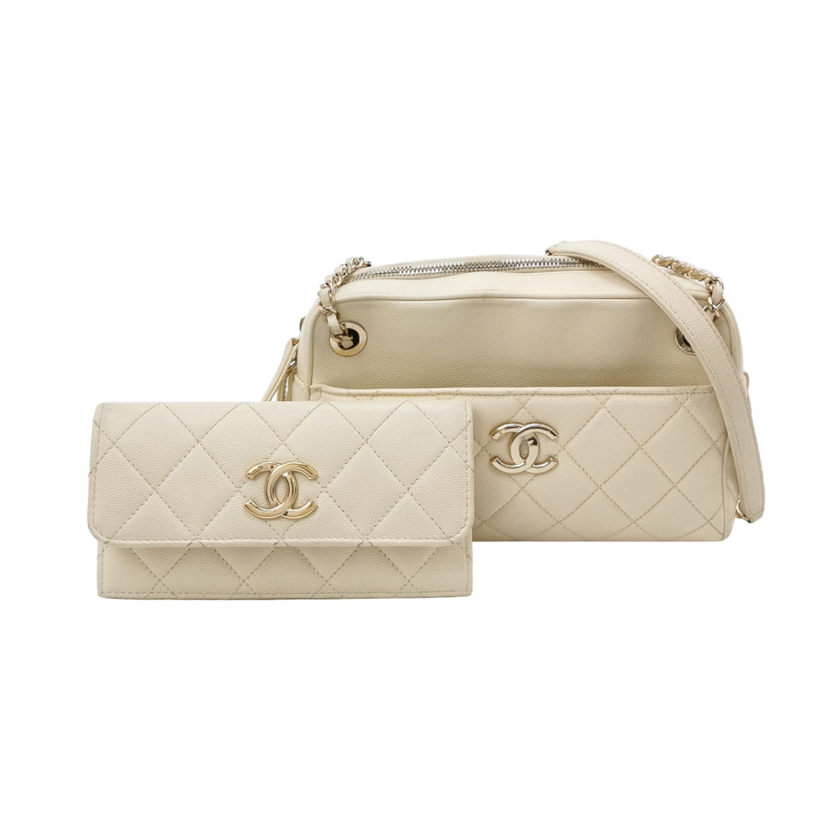 Chanel Quilted Calfskin CC Shoulder Bag (Шанель) — фото 1