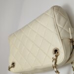 Chanel Quilted Calfskin CC Shoulder Bag (Шанель) — фото 30
