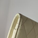 Chanel Quilted Calfskin CC Shoulder Bag (Шанель) — фото 34