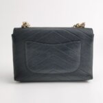 Chanel Quilted Calfskin CC Crossbody (Шанель) — фото 5