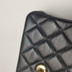 Chanel Quilted Calfskin CC Crossbody (Шанель) — фото 21