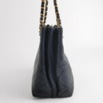 Chanel Quilted Lambskin CC Shoulder Bag (Шанель) — фото 4
