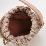 Chanel Quilted Calfskin Crossbody (Шанель) — фото 7