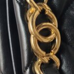 Chanel Quilted Lambskin Shoulder Bag (Шанель) — фото 15