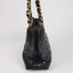 Chanel Quilted Lambskin Shoulder Bag (Шанель) — фото 3