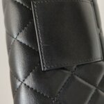 Chanel Quilted Lambskin CC Crossbody (Шанель) — фото 14