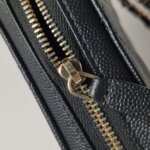 Chanel Quilted Calfskin CC Shoulder Bag (Шанель) — фото 10