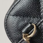 Chanel Quilted Calfskin CC Shoulder Bag (Шанель) — фото 14