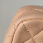 Chanel Quilted Lambskin CC Shoulder Bag (Шанель) — фото 16