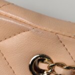 Chanel Quilted Lambskin CC Shoulder Bag (Шанель) — фото 17