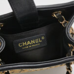 Chanel Colorblock Calfskin CC Crossbody (Шанель) — фото 8