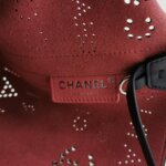 Chanel Calfskin CC Shoulder Bag (Шанель) — фото 8