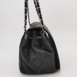 Chanel Quilted Calfskin CC Shoulder Bag (Шанель) — фото 4