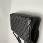 Chanel Quilted Waxed Calfskin Logo Shoulder Bag (Шанель) — фото 22