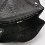 Chanel Quilted Waxed Calfskin Logo Shoulder Bag (Шанель) — фото 7