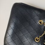 Chanel Quilted Lambskin CC Crossbody (Шанель) — фото 25