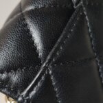 Chanel Quilted Lambskin CC Crossbody (Шанель) — фото 16
