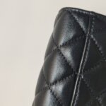 Chanel Quilted Lambskin CC Crossbody (Шанель) — фото 20