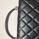 Chanel Quilted Lambskin CC Crossbody (Шанель) — фото 16