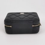 Chanel Quilted Calfskin CC Crossbody (Шанель) — фото 6