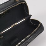 Chanel Quilted Calfskin CC Crossbody (Шанель) — фото 7