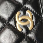 Chanel Quilted Lambskin CC Crossbody (Шанель) — фото 13
