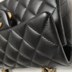 Chanel Quilted Lambskin CC Crossbody (Шанель) — фото 21
