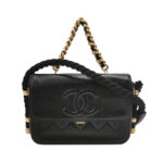 Chanel Quilted Waxed Calfskin CC Shoulder Bag (Шанель) — миниатюра 1