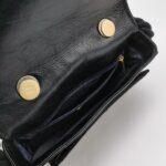 Chanel Quilted Waxed Calfskin CC Shoulder Bag (Шанель) — фото 7