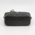 Chanel Quilted Calfskin CC Crossbody (Шанель) — фото 6