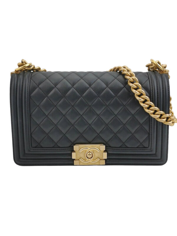 Chanel Leboy