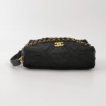 Chanel Quilted Lambskin CC Handbag (Шанель) — фото 6