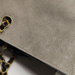 Chanel Quilted Lambskin CC Shoulder Bag (Шанель) — фото 15