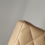 Chanel Quilted Calfskin CC Crossbody (Шанель) — фото 15