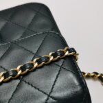 Chanel Quilted Lambskin CC Crossbody (Шанель) — фото 12