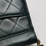 Chanel Quilted Lambskin CC Crossbody (Шанель) — фото 24