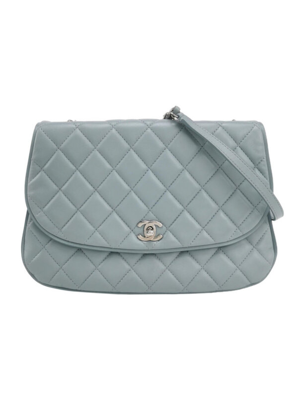 Chanel Quilted Lambskin CC Shoulder Bag (Шанель)