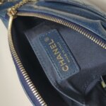 Chanel Quilted Lambskin CC Belt Bag (Шанель) — фото 11