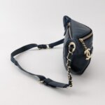 Chanel Quilted Lambskin CC Belt Bag (Шанель) — фото 4